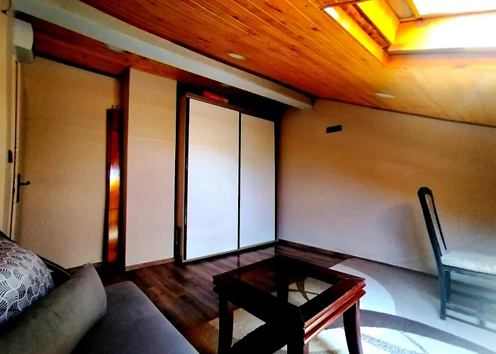 Apartment Low Budget With Breakfast #3 *